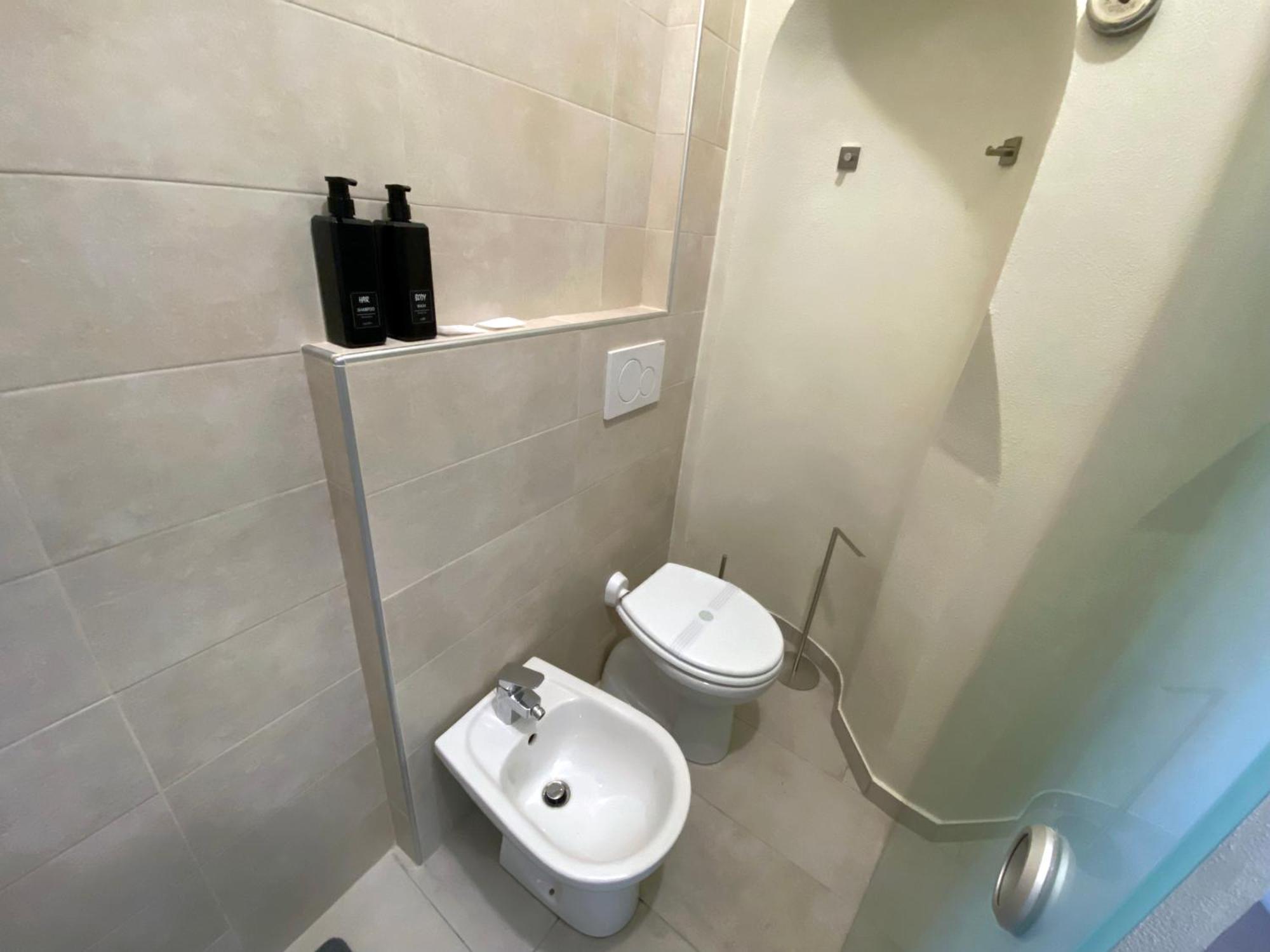 Appartamento Anna - Comfort E Stile In Centro Storico Imola Exterior photo